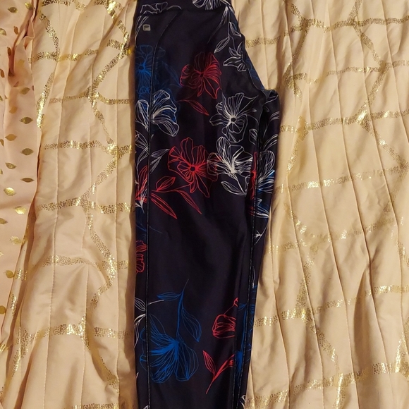 Fabletics Leggings - Picture 2 of 3